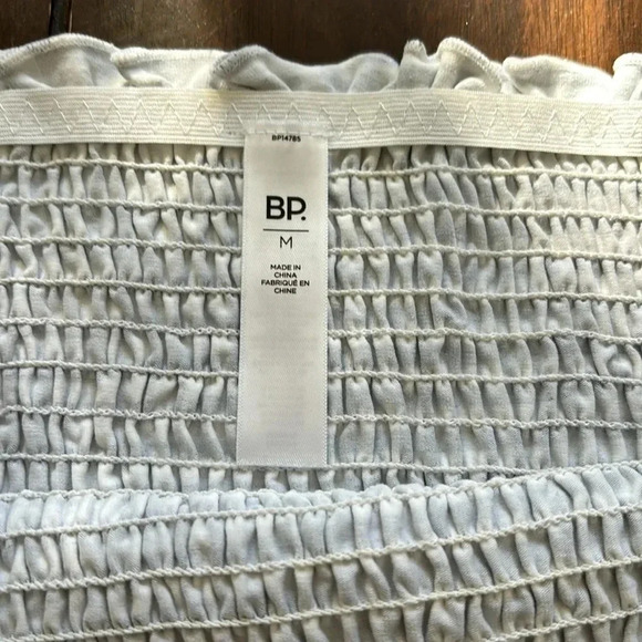 Brand BP. Size medium - Picture 2 of 3